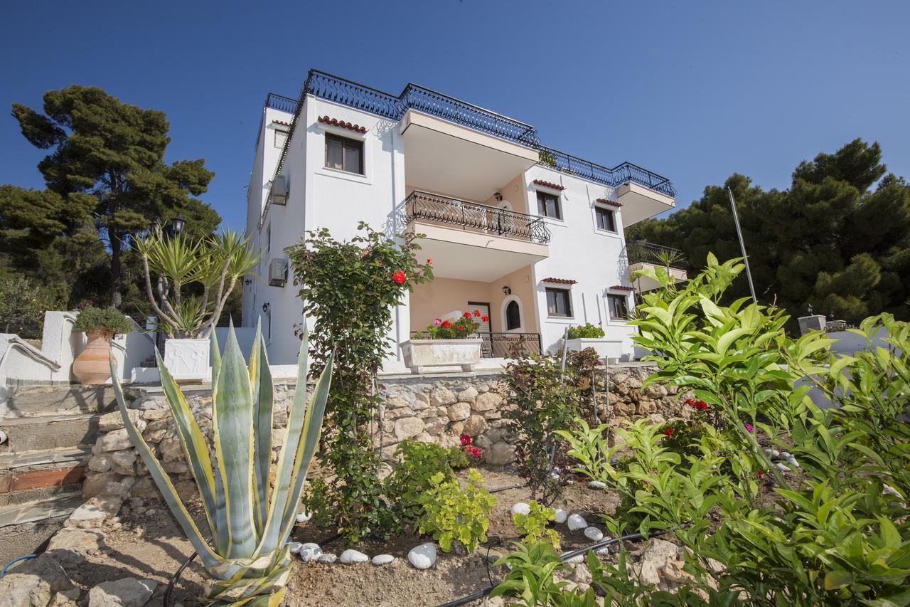 Pefkides Aegina Boutique Apartments Agia Marina  Eksteriør bilde